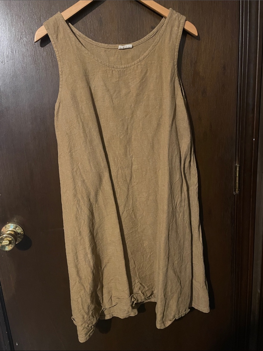 Classic Sleeveless Midi Dress in Tan